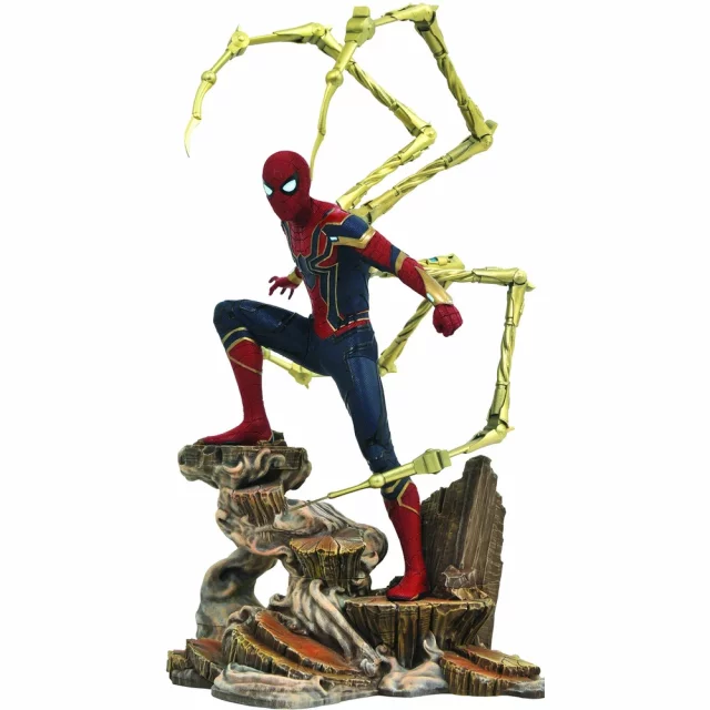 Figurka Spider-Man - Spider-Man On Cab Diorama (DiamondSelectToys) (poškozený obal) dupl