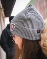 Čiapka Kingdom Come: Deliverance II - Warhorse štít Audentes Fortuna Iuvat