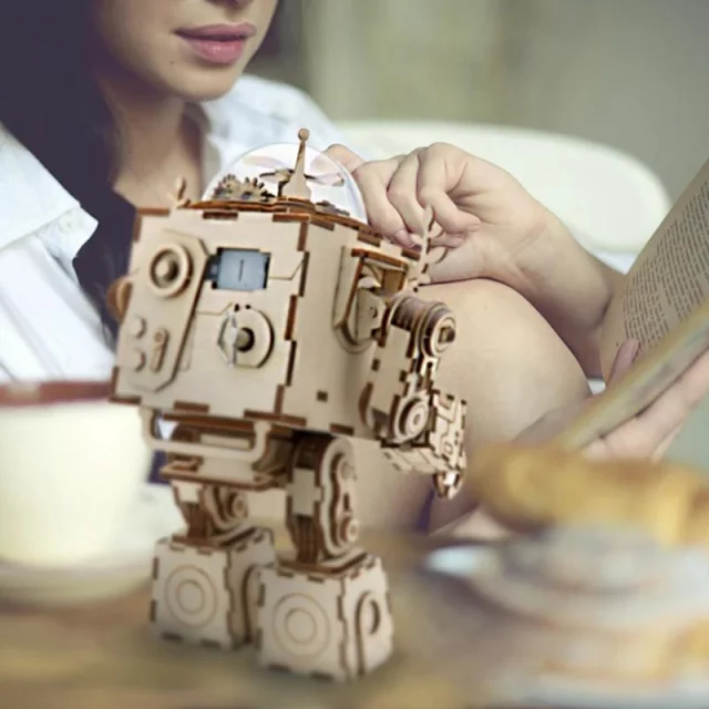 Stavebnica - Hracia skrinka robot Orpheus (drevená)