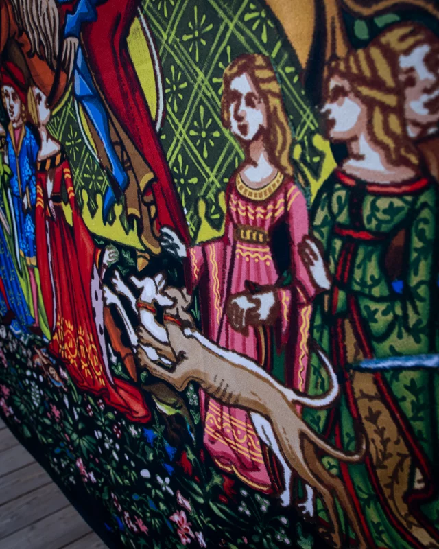 Tapestry Kingdom Come: Deliverance II - Iluminace Vlašský dvůr (obraz na textilu)