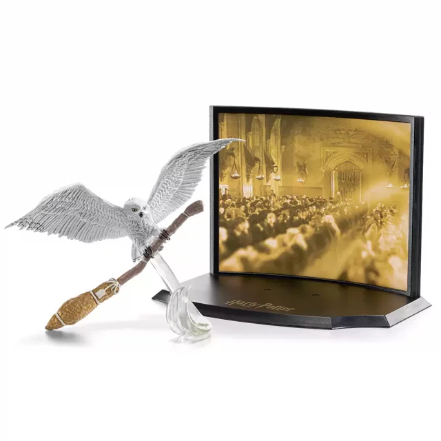 Figúrka Harry Potter - Hedwig Toyllectible Treasures Diorama (The Noble Collection)