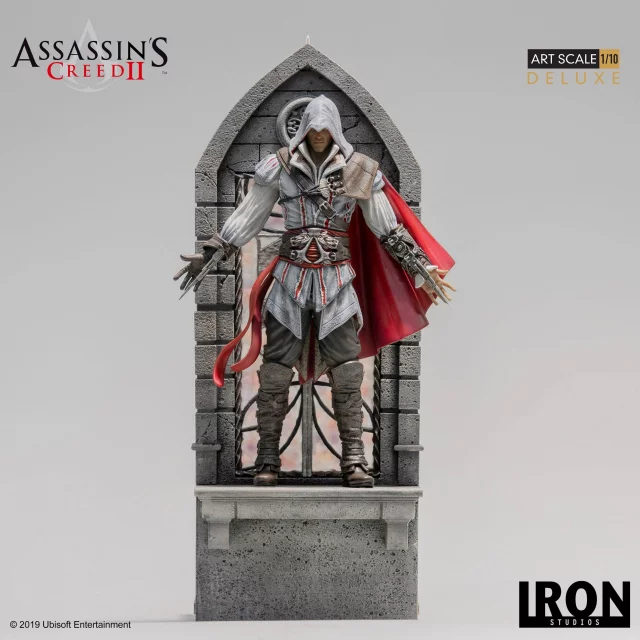 Soška Assassins Creed - Ezio Auditore Deluxe (Art Scale Statue, 31 cm)
