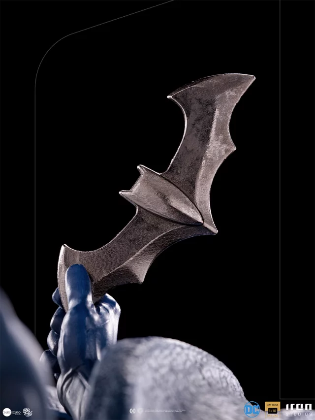 Soška Batman - Batman & Robin Deluxe Art Scale 1/10 (Iron Studios)
