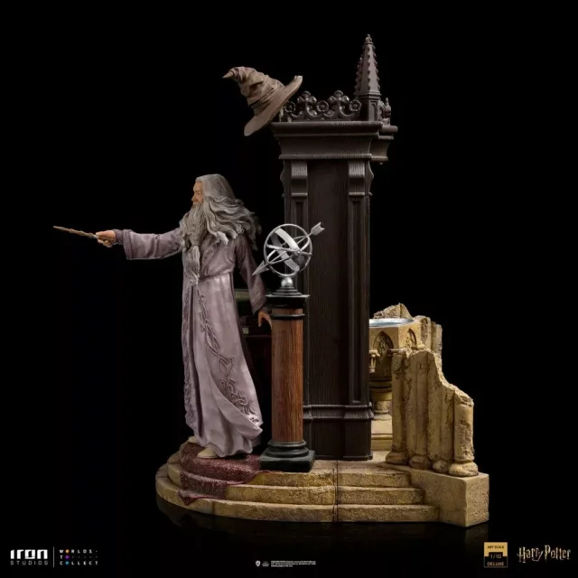 Soška Harry Potter - Albus Dumbledore Deluxe Art Scale 1/10 (Iron Studios)