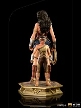 Soška Wonder Woman - Wonder Woman & Young Diana Deluxe Art Scale 1/10 (Iron Studios)