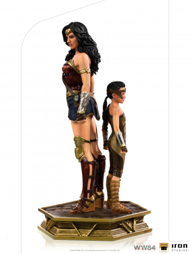 Soška Wonder Woman - Wonder Woman & Young Diana Deluxe Art Scale 1/10 (Iron Studios)