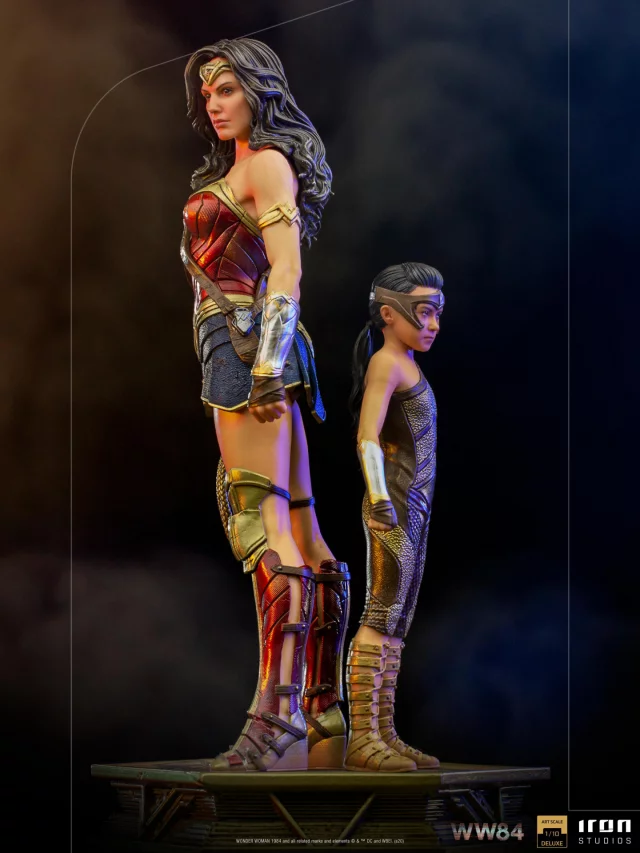 Soška Wonder Woman - Wonder Woman & Young Diana Deluxe Art Scale 1/10 (Iron Studios)