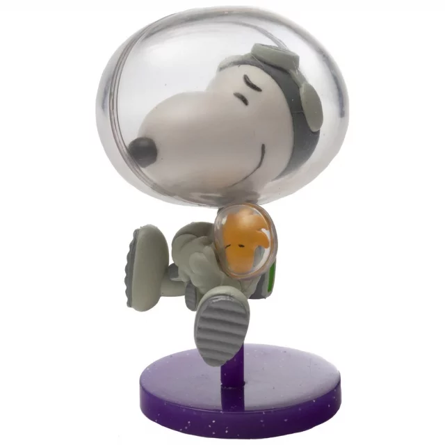 Figúrka Snoopy in Space - Space Hug Snoopy