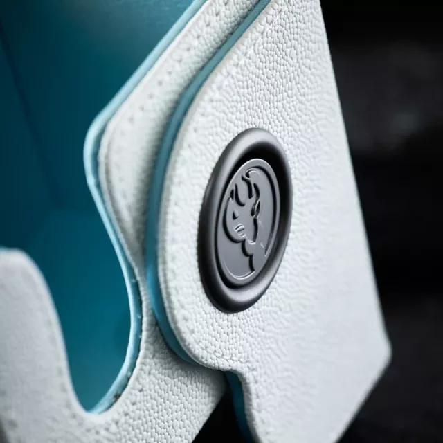 Krabička na karty Dragon Shield - Lock System Dragon Box 100+ - White & Aqua - Krabičky na karty