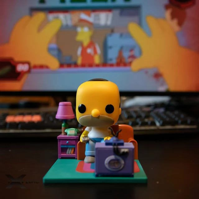 Figúrka The Simpsons - Couch Homer Deluxe (Funko POP! Television 909)
