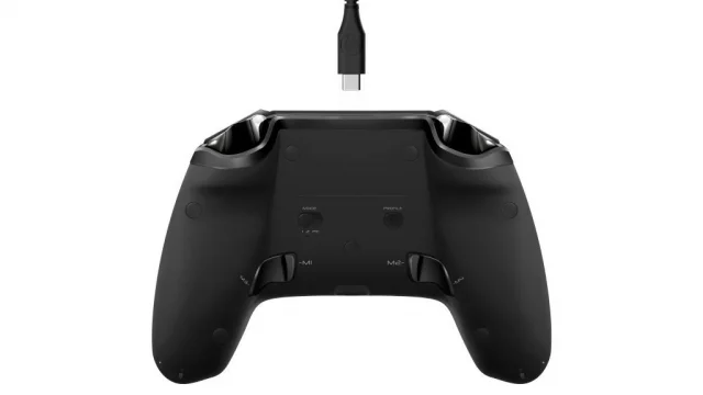 Ovládač Nacon Revolution Pro Controller 2