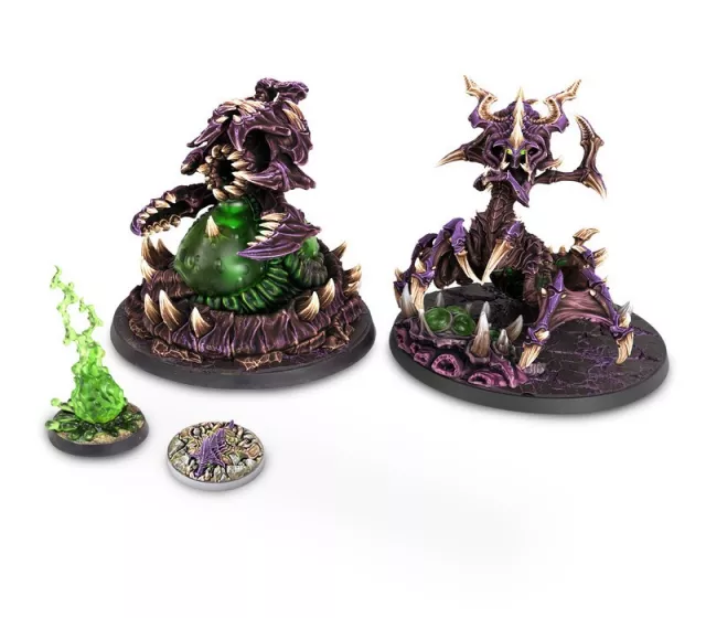 Figurková hra StarCraft - Tabletop Miniature Game - Zerg - Zagara & Bile Launcher (3 figurky) - Stolová hra