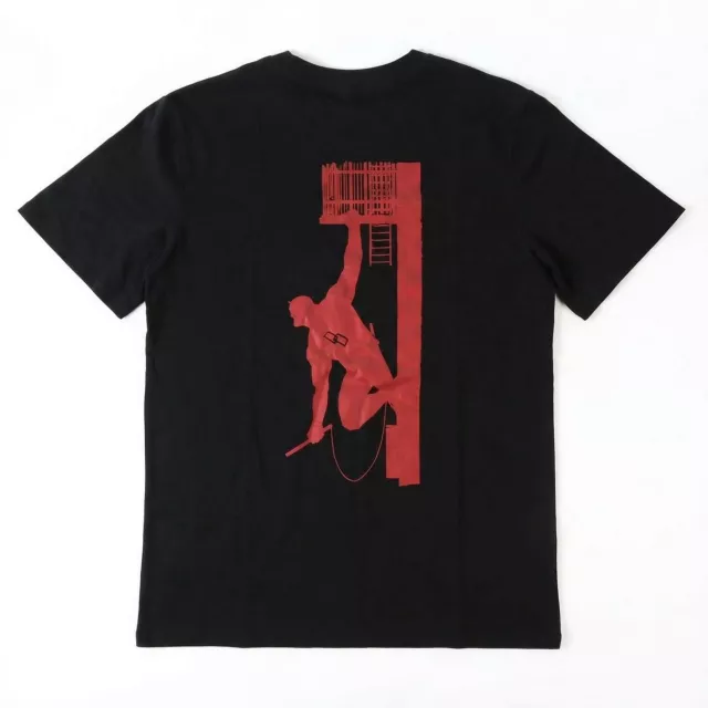 Darčeková sada Marvel - Daredevil (tričko, odznaky, nášivky, ponožky) (veľkosť XL) - Nášivka